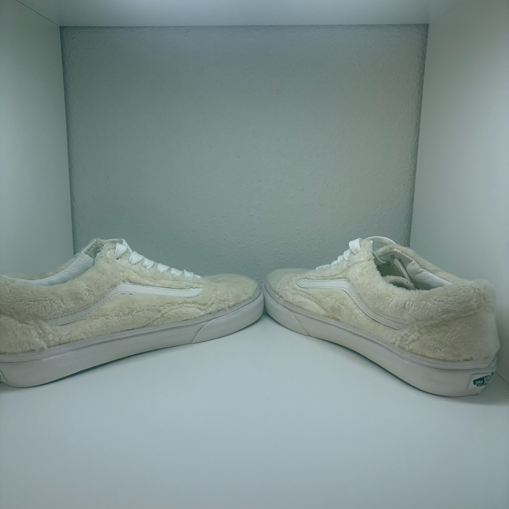 Vans Old Skool Sherpa Faux Fur Rare White Cream Sneakers - Picture 5 of 7